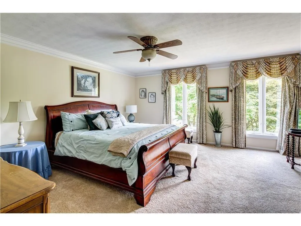 6165 Weatherly Drive, Atlanta, Georgia 30328, 5 Bedrooms Bedrooms, ,4 BathroomsBathrooms,Residential,Sold,6165 Weatherly Drive,5740910