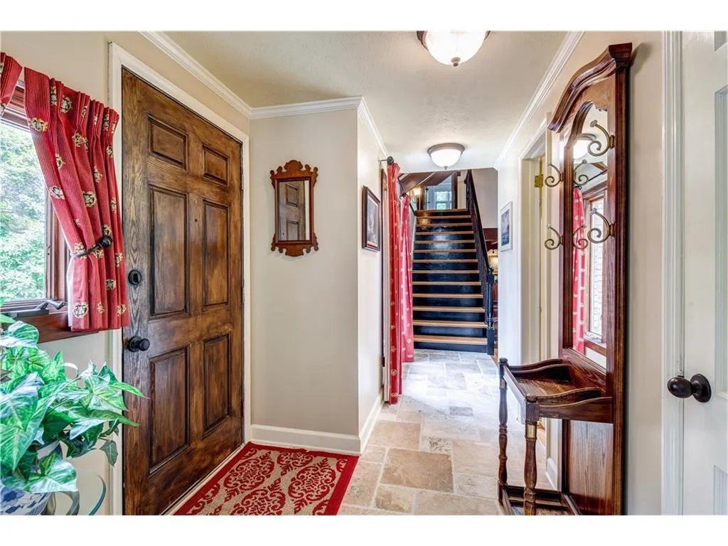 6165 Weatherly Drive, Atlanta, Georgia 30328, 5 Bedrooms Bedrooms, ,4 BathroomsBathrooms,Residential,Sold,6165 Weatherly Drive,5740910