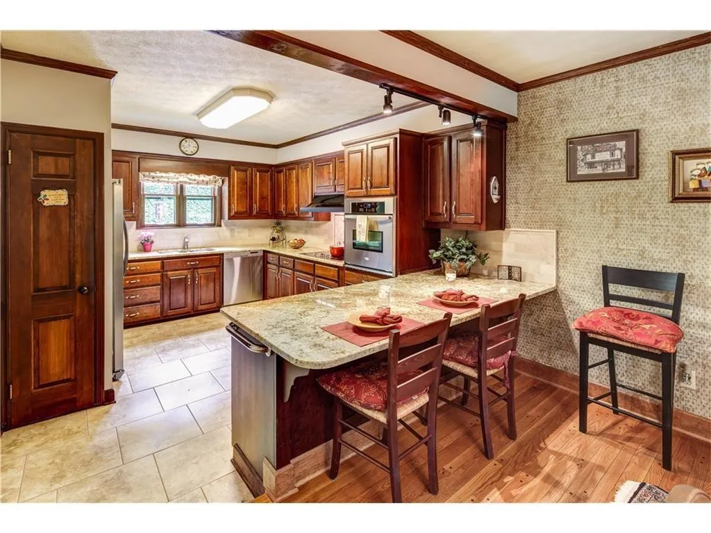 6165 Weatherly Drive, Atlanta, Georgia 30328, 5 Bedrooms Bedrooms, ,4 BathroomsBathrooms,Residential,Sold,6165 Weatherly Drive,5740910