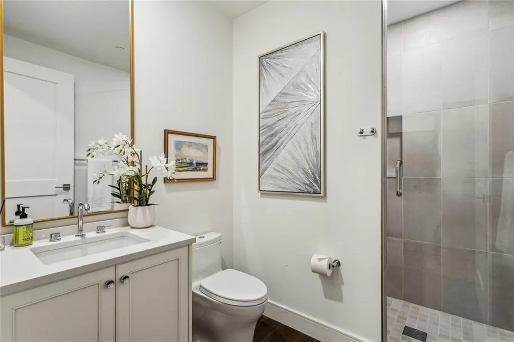 2520 Peachtree Road Unit 602, Atlanta, Georgia 30305, 2 Bedrooms Bedrooms, 0 ,3 BathroomsBathrooms,Residential,For Sale,2520 Peachtree Road Unit 602,7807853