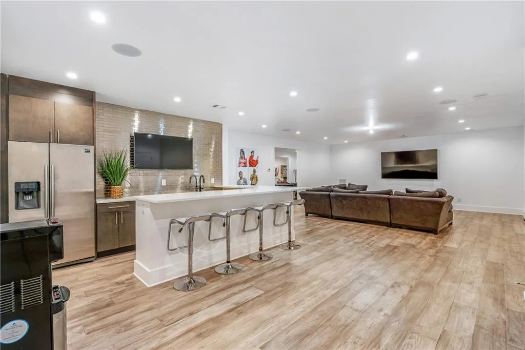 703 Bass Way, Atlanta, Georgia 30328, 7 Bedrooms Bedrooms, ,6 BathroomsBathrooms,Residential,Sold,703 Bass Way,7118765