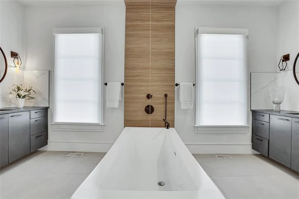 703 Bass Way, Atlanta, Georgia 30328, 7 Bedrooms Bedrooms, ,6 BathroomsBathrooms,Residential,Sold,703 Bass Way,7118765