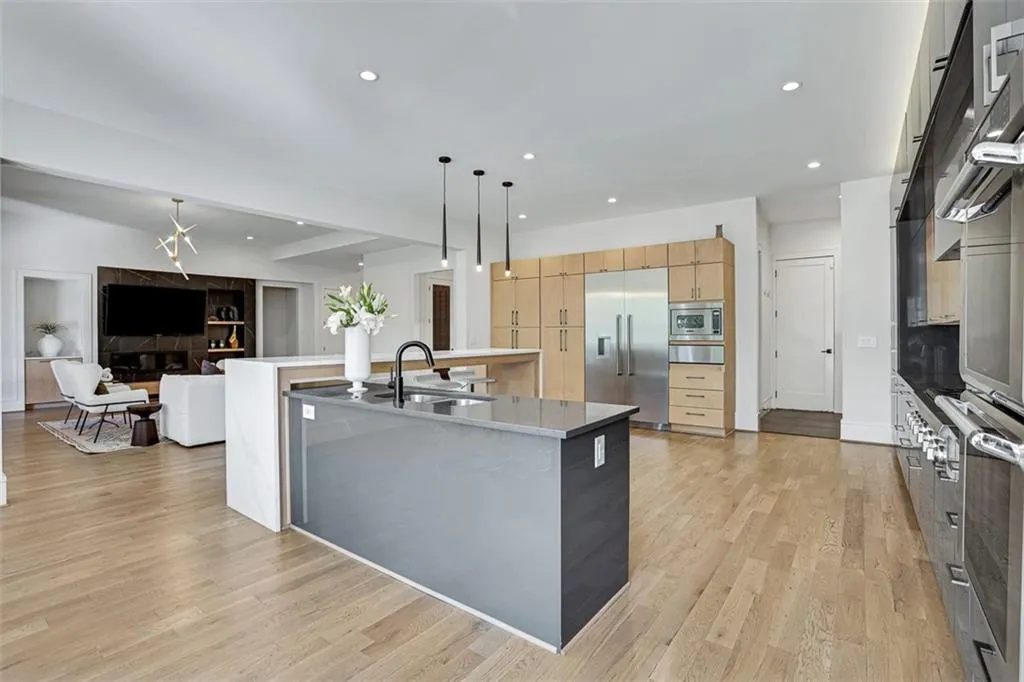 703 Bass Way, Atlanta, Georgia 30328, 7 Bedrooms Bedrooms, ,6 BathroomsBathrooms,Residential,Sold,703 Bass Way,7118765