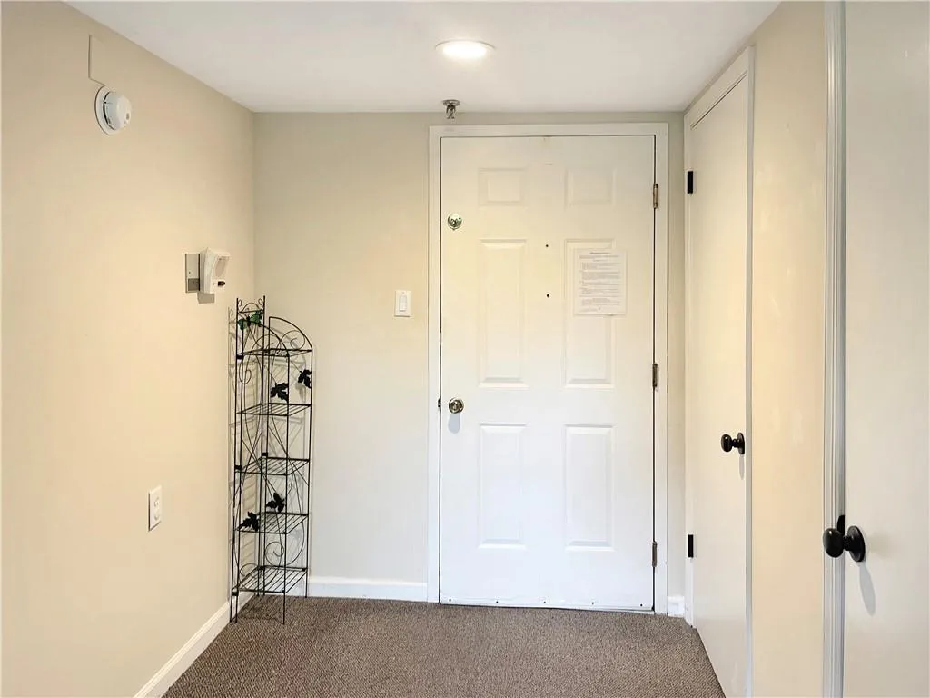 475 Mount Vernon Highway Ne Unit A202, Sandy Springs, Georgia 30328, 1 Bedroom Bedrooms, ,1 BathroomBathrooms,Residential,Sold,475 Mount Vernon Highway Ne Unit A202,7080566