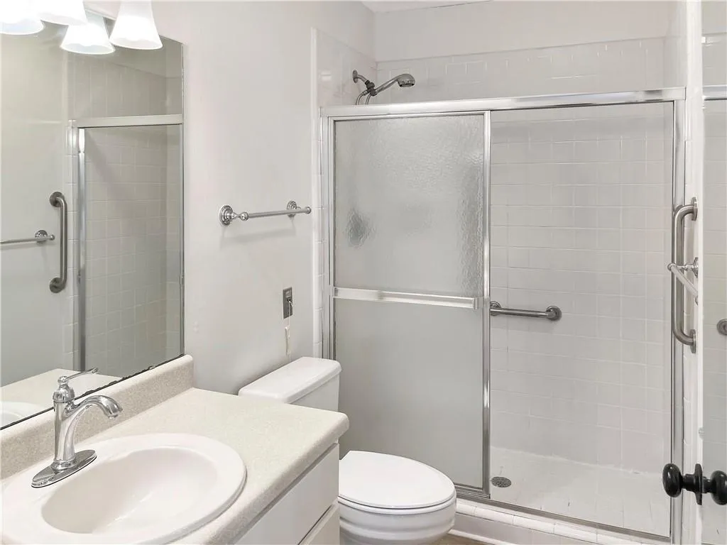 475 Mount Vernon Highway Ne Unit A202, Sandy Springs, Georgia 30328, 1 Bedroom Bedrooms, ,1 BathroomBathrooms,Residential,Sold,475 Mount Vernon Highway Ne Unit A202,7080566