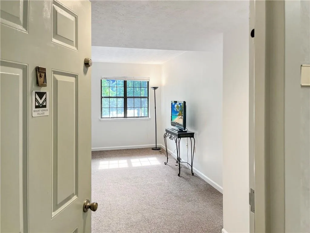 475 Mount Vernon Highway Ne Unit A202, Sandy Springs, Georgia 30328, 1 Bedroom Bedrooms, ,1 BathroomBathrooms,Residential,Sold,475 Mount Vernon Highway Ne Unit A202,7080566