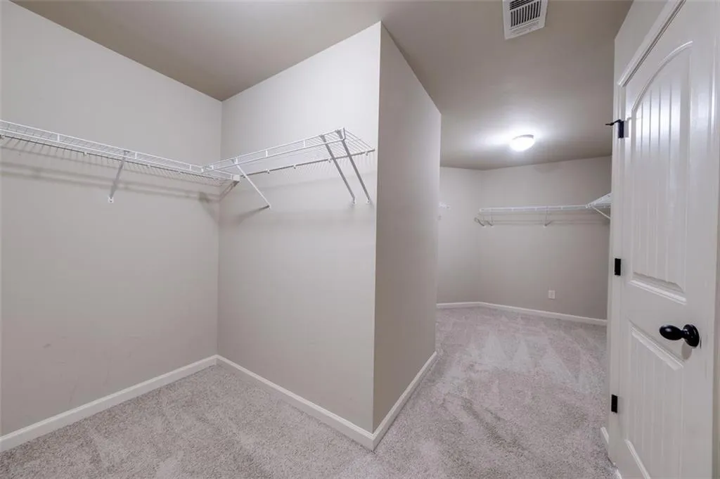 7760 Stratford Lane, Sandy Springs, Georgia 30350, 5 Bedrooms Bedrooms, ,4 BathroomsBathrooms,Residential,Sold,7760 Stratford Lane,7244771