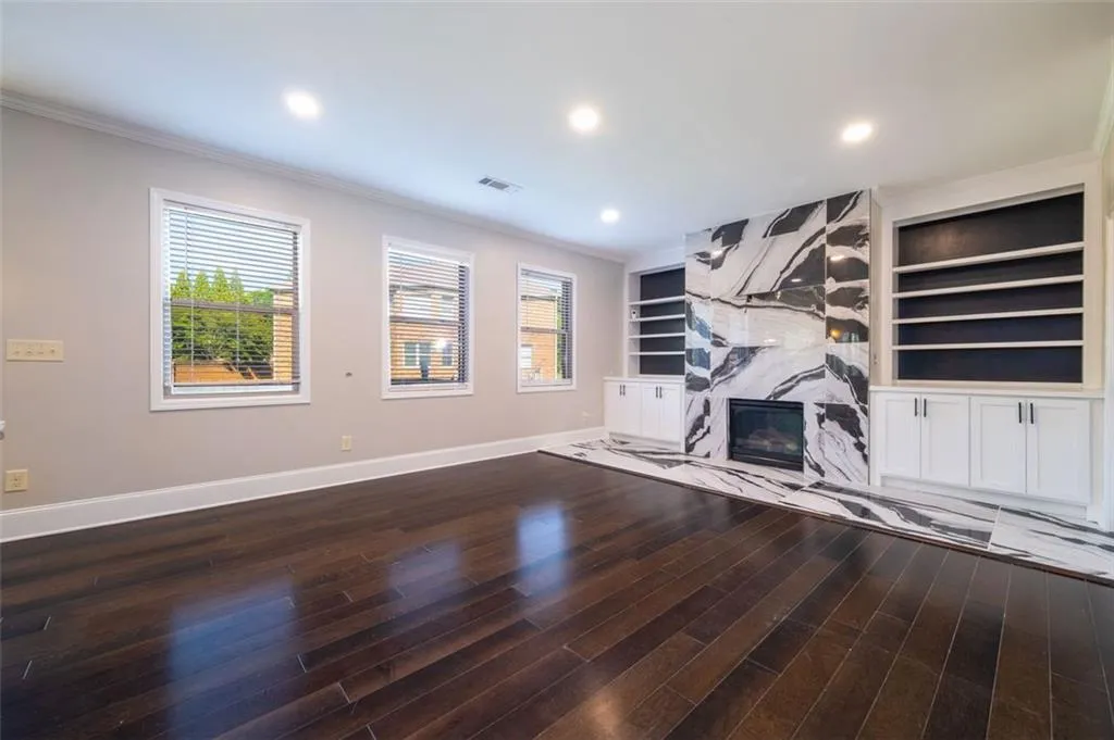 7760 Stratford Lane, Sandy Springs, Georgia 30350, 5 Bedrooms Bedrooms, ,4 BathroomsBathrooms,Residential,Sold,7760 Stratford Lane,7244771