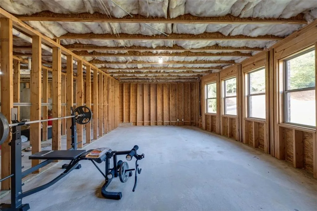 7760 Stratford Lane, Sandy Springs, Georgia 30350, 5 Bedrooms Bedrooms, ,4 BathroomsBathrooms,Residential,Sold,7760 Stratford Lane,7244771