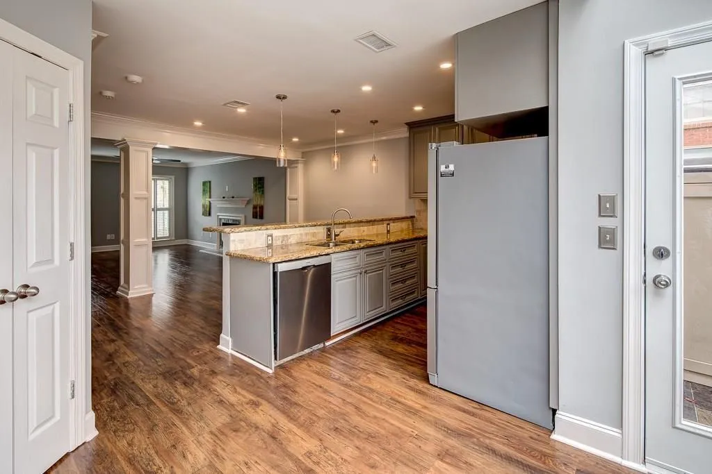 95 Mount Vernon Circle, Atlanta, Georgia 30338, 2 Bedrooms Bedrooms, ,2 BathroomsBathrooms,Residential,Sold,95 Mount Vernon Circle,6114251