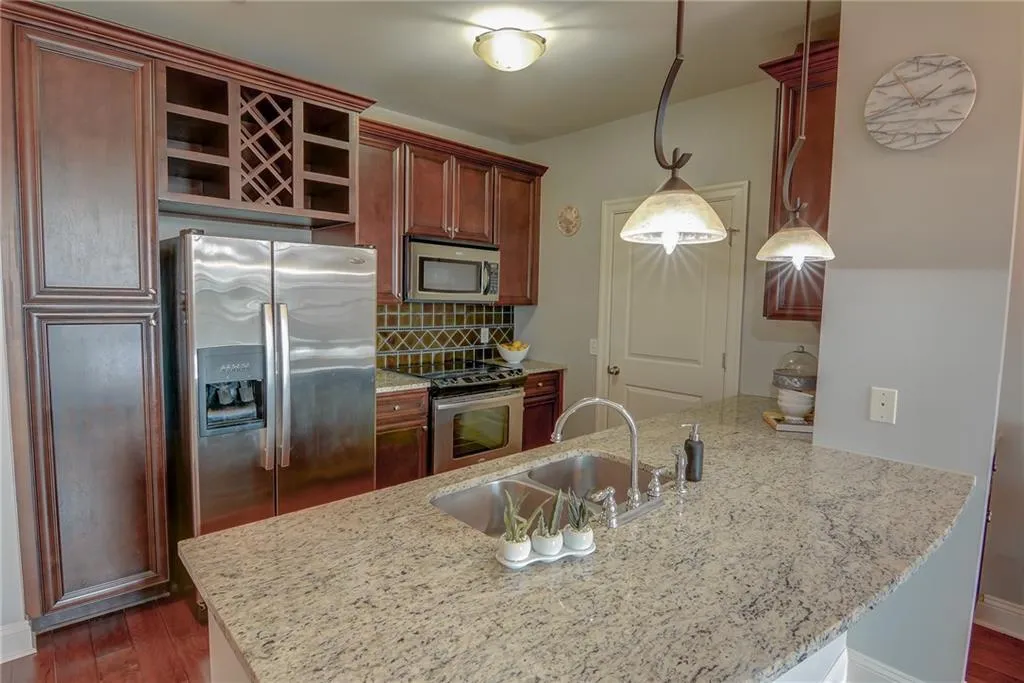 901 Abernathy Road Unit 6120, Atlanta, Georgia 30328, 2 Bedrooms Bedrooms, ,2 BathroomsBathrooms,Residential,Sold,901 Abernathy Road Unit 6120,6698910