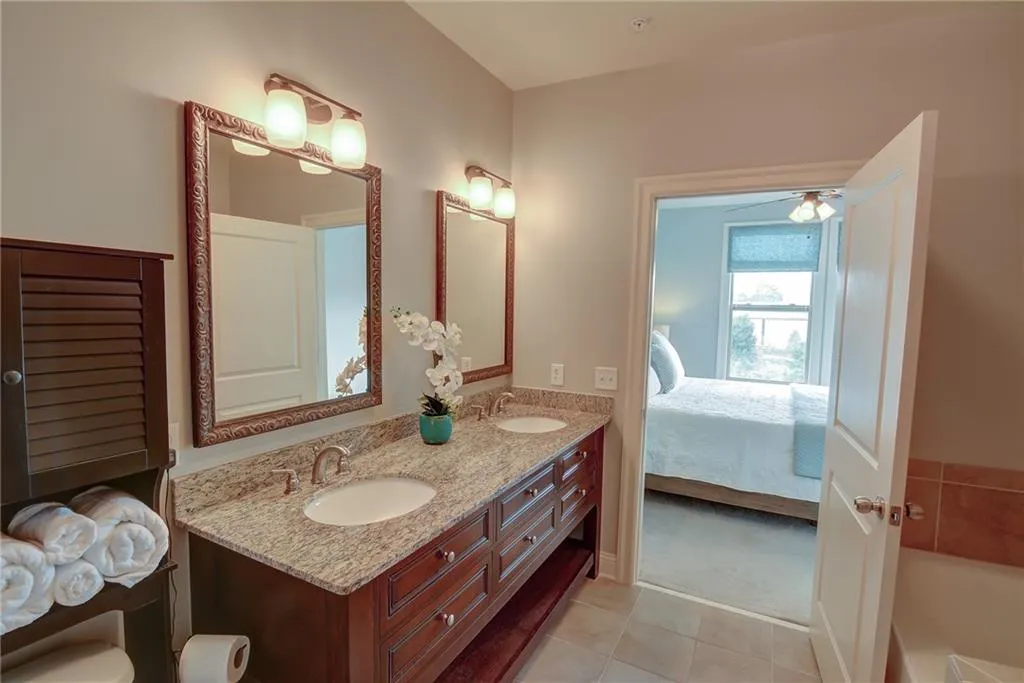 901 Abernathy Road Unit 6120, Atlanta, Georgia 30328, 2 Bedrooms Bedrooms, ,2 BathroomsBathrooms,Residential,Sold,901 Abernathy Road Unit 6120,6698910