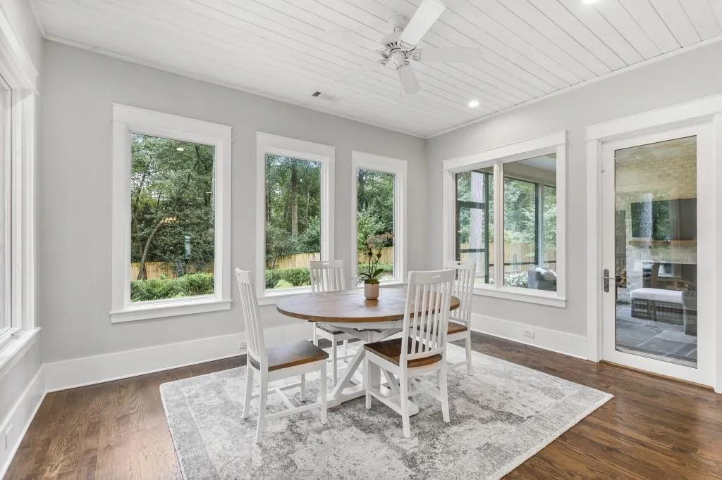 373 Pine Forest Road, Atlanta, Georgia 30342, 5 Bedrooms Bedrooms, ,4 BathroomsBathrooms,Residential,Sold,373 Pine Forest Road,6948300