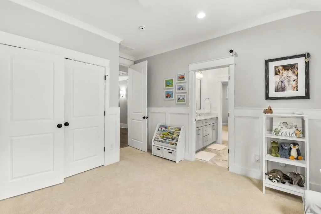 373 Pine Forest Road, Atlanta, Georgia 30342, 5 Bedrooms Bedrooms, ,4 BathroomsBathrooms,Residential,Sold,373 Pine Forest Road,6948300