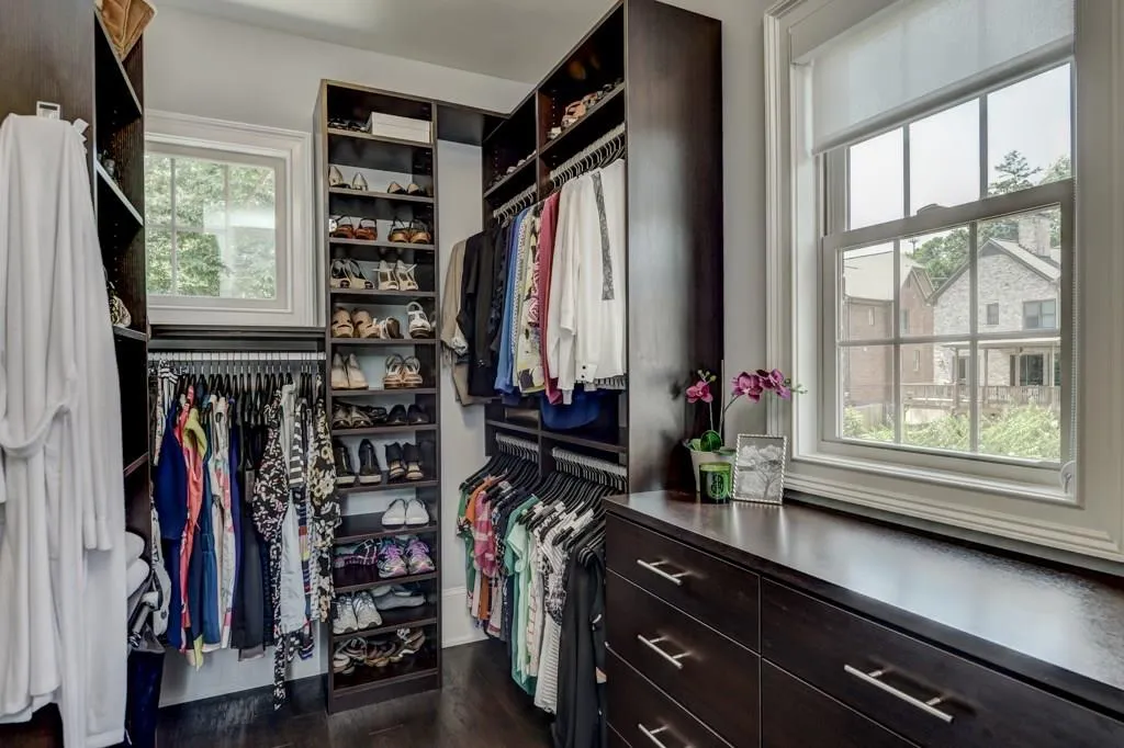 4670 Park Lane, Sandy Springs, Georgia 30342, 5 Bedrooms Bedrooms, ,6 BathroomsBathrooms,Residential,Sold,4670 Park Lane,5871481