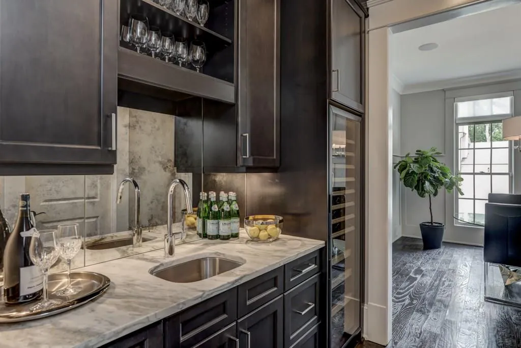 4670 Park Lane, Sandy Springs, Georgia 30342, 5 Bedrooms Bedrooms, ,6 BathroomsBathrooms,Residential,Sold,4670 Park Lane,5871481