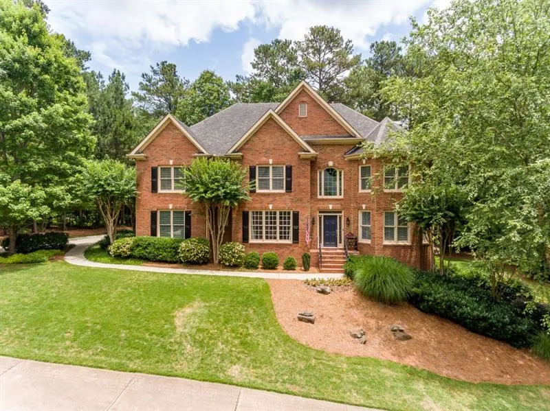 1545 Spalding Drive, Sandy Springs, Georgia 30350, 6 Bedrooms Bedrooms, ,5 BathroomsBathrooms,Residential,Sold,1545 Spalding Drive,6899346