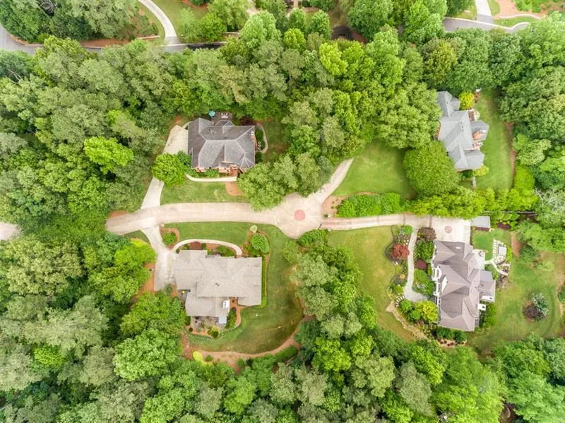 1545 Spalding Drive, Sandy Springs, Georgia 30350, 6 Bedrooms Bedrooms, ,5 BathroomsBathrooms,Residential,Sold,1545 Spalding Drive,6899346