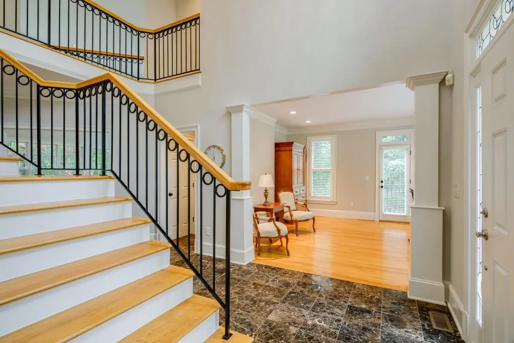 1545 Spalding Drive, Sandy Springs, Georgia 30350, 6 Bedrooms Bedrooms, ,5 BathroomsBathrooms,Residential,Sold,1545 Spalding Drive,6899346