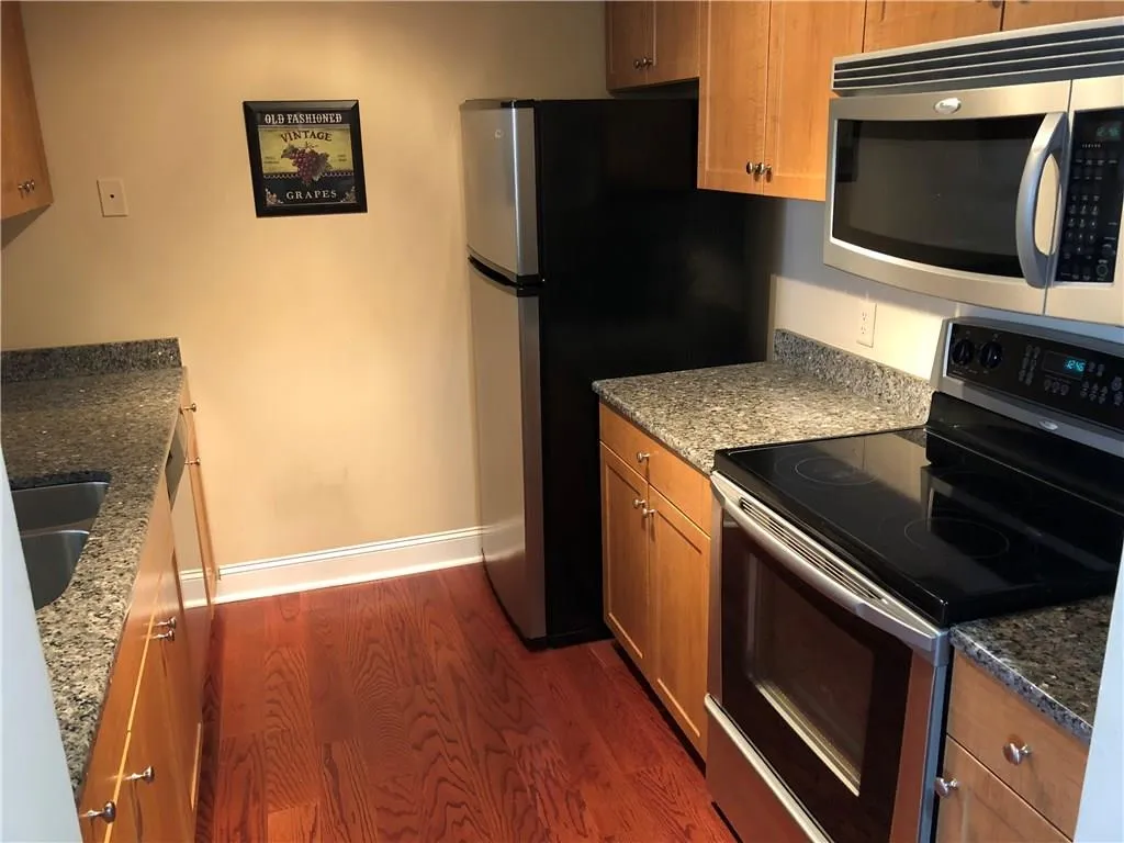 1280 W Peachtree Street Nw Unit 2304, Atlanta, Georgia 30309, 1 Bedroom Bedrooms, ,1 BathroomBathrooms,Residential,Sold,1280 W Peachtree Street Nw Unit 2304,6046739