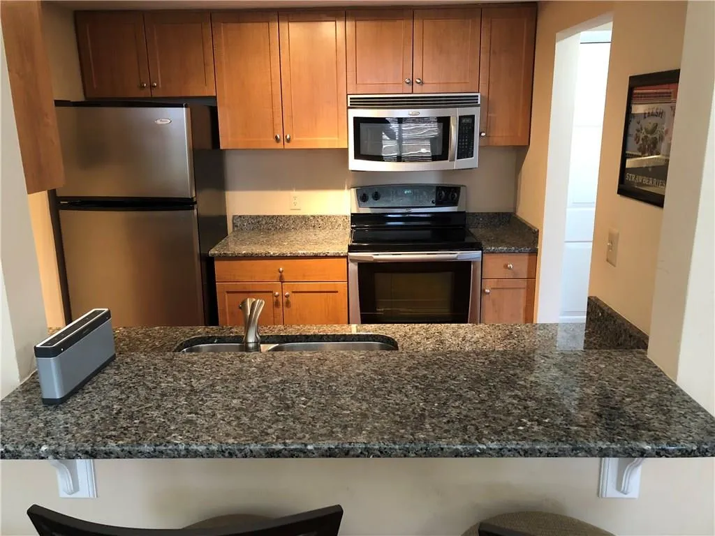 1280 W Peachtree Street Nw Unit 2304, Atlanta, Georgia 30309, 1 Bedroom Bedrooms, ,1 BathroomBathrooms,Residential,Sold,1280 W Peachtree Street Nw Unit 2304,6046739
