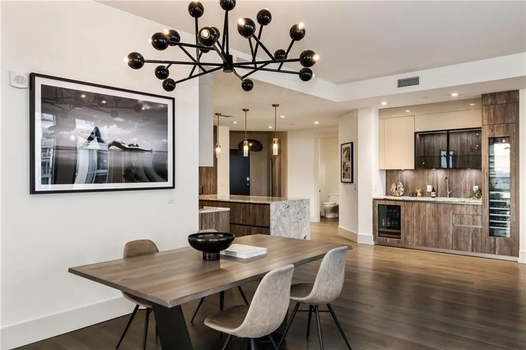 3107 Peachtree Road Ne Unit #1803, Atlanta, Georgia 30305, 2 Bedrooms Bedrooms, ,2 BathroomsBathrooms,Residential,For Sale,3107 Peachtree Road Ne Unit #1803,7468188