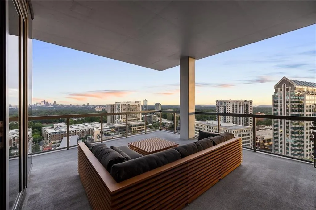 3107 Peachtree Road Ne Unit #1803, Atlanta, Georgia 30305, 2 Bedrooms Bedrooms, ,2 BathroomsBathrooms,Residential,For Sale,3107 Peachtree Road Ne Unit #1803,7468188