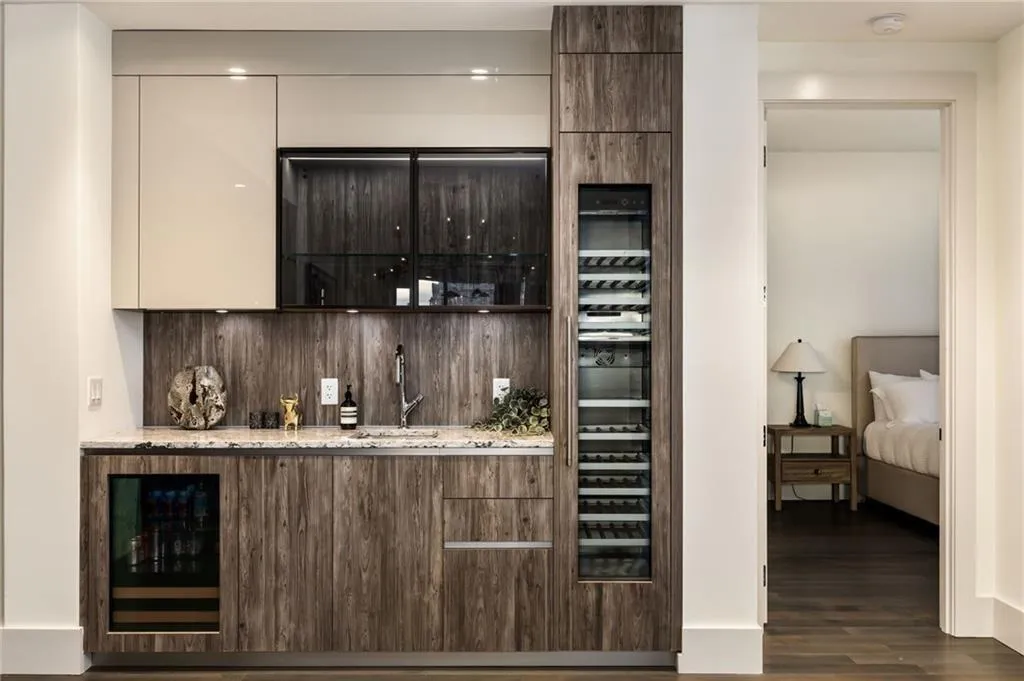 3107 Peachtree Road Ne Unit #1803, Atlanta, Georgia 30305, 2 Bedrooms Bedrooms, ,2 BathroomsBathrooms,Residential,For Sale,3107 Peachtree Road Ne Unit #1803,7468188