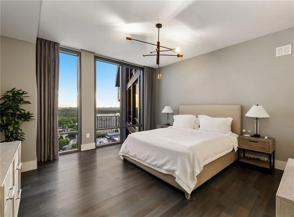 3107 Peachtree Road Ne Unit #1803, Atlanta, Georgia 30305, 2 Bedrooms Bedrooms, ,2 BathroomsBathrooms,Residential,For Sale,3107 Peachtree Road Ne Unit #1803,7468188