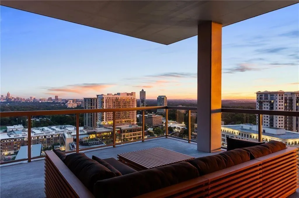 3107 Peachtree Road Ne Unit #1803, Atlanta, Georgia 30305, 2 Bedrooms Bedrooms, ,2 BathroomsBathrooms,Residential,For Sale,3107 Peachtree Road Ne Unit #1803,7468188