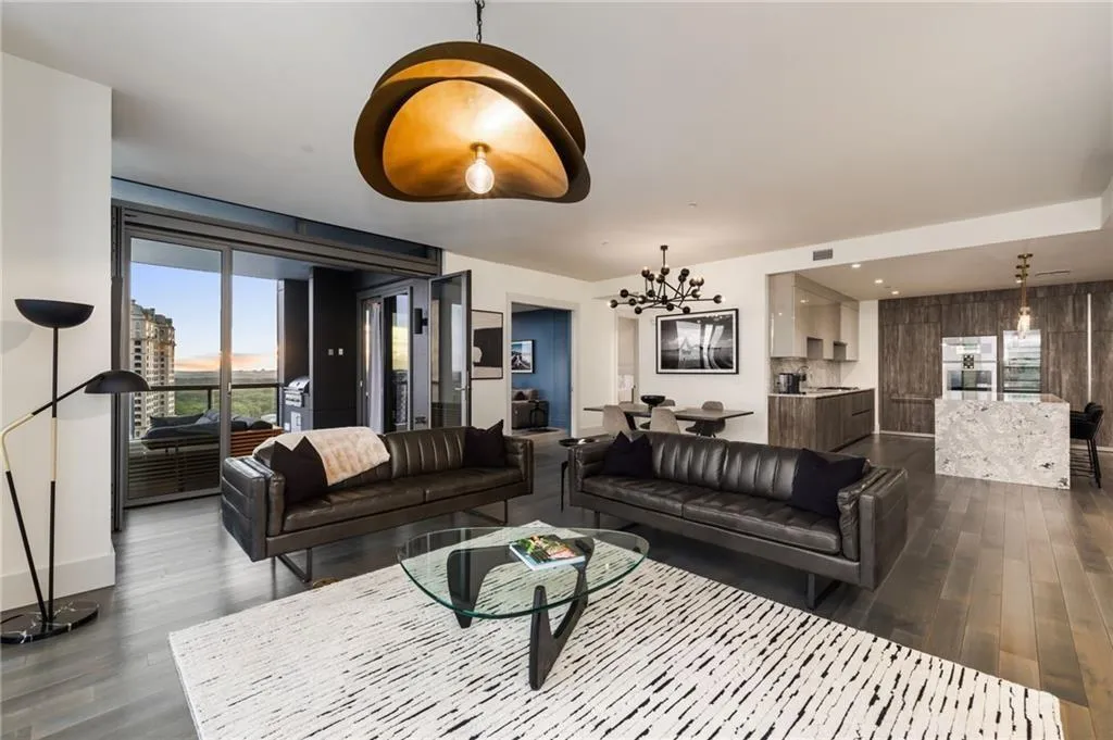 3107 Peachtree Road Ne Unit #1803, Atlanta, Georgia 30305, 2 Bedrooms Bedrooms, ,2 BathroomsBathrooms,Residential,For Sale,3107 Peachtree Road Ne Unit #1803,7468188
