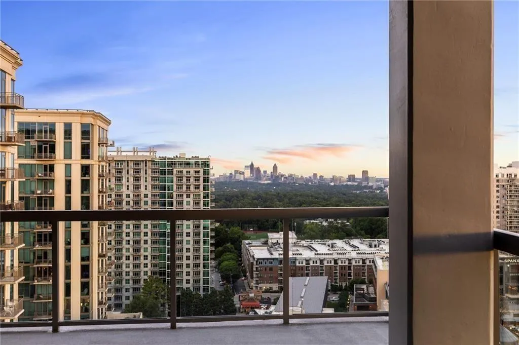3107 Peachtree Road Ne Unit #1803, Atlanta, Georgia 30305, 2 Bedrooms Bedrooms, ,2 BathroomsBathrooms,Residential,For Sale,3107 Peachtree Road Ne Unit #1803,7468188
