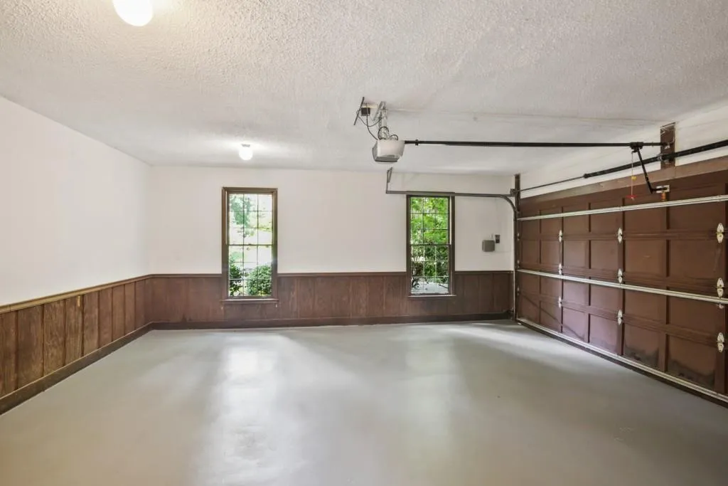 7609 Auden Trail, Sandy Springs, Georgia 30350, 5 Bedrooms Bedrooms, ,3 BathroomsBathrooms,Residential,Sold,7609 Auden Trail,6927441