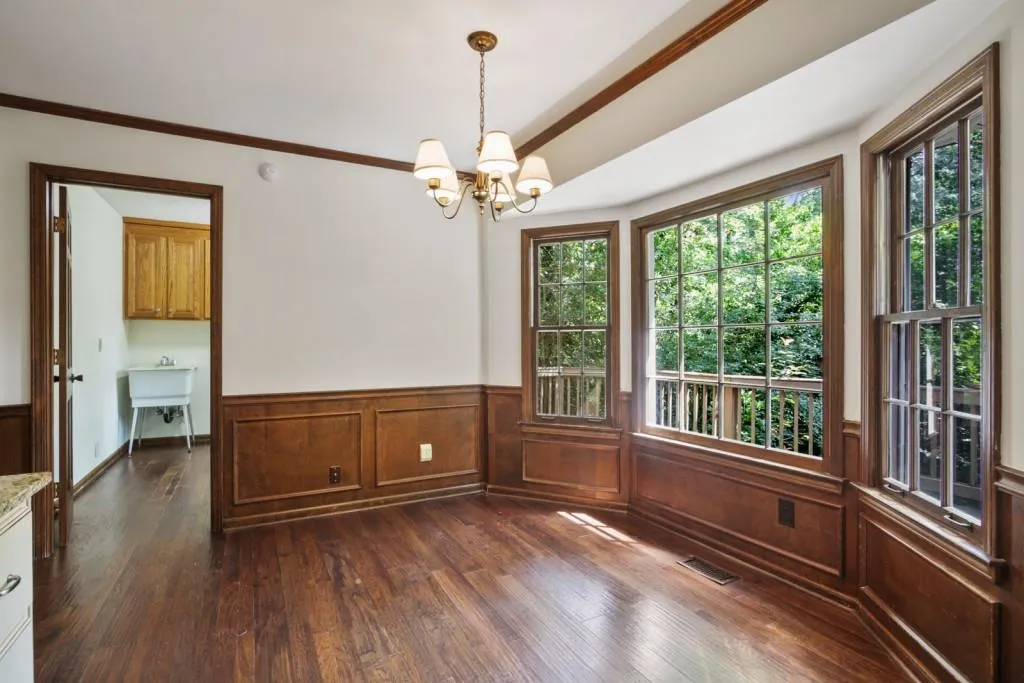 7609 Auden Trail, Sandy Springs, Georgia 30350, 5 Bedrooms Bedrooms, ,3 BathroomsBathrooms,Residential,Sold,7609 Auden Trail,6927441