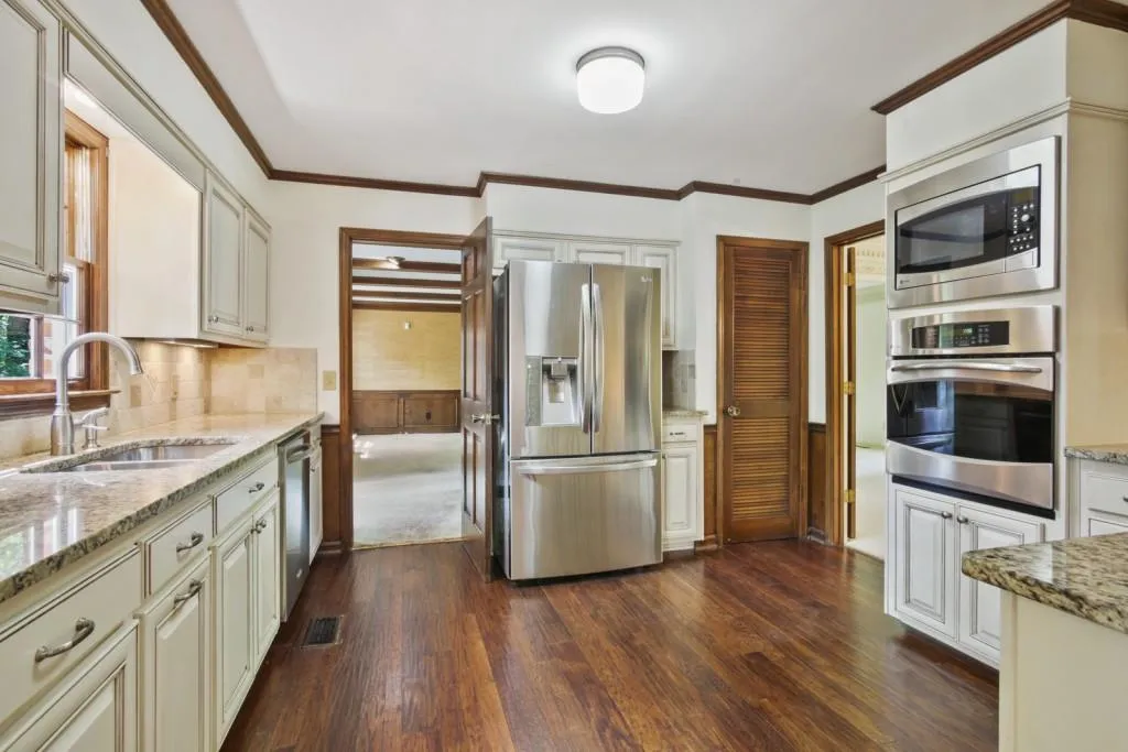 7609 Auden Trail, Sandy Springs, Georgia 30350, 5 Bedrooms Bedrooms, ,3 BathroomsBathrooms,Residential,Sold,7609 Auden Trail,6927441