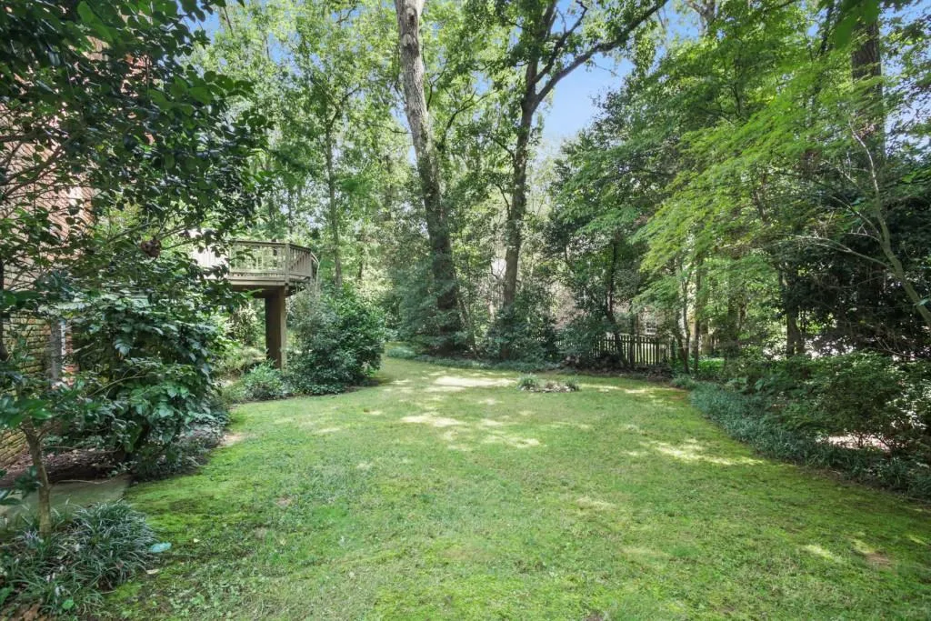 7609 Auden Trail, Sandy Springs, Georgia 30350, 5 Bedrooms Bedrooms, ,3 BathroomsBathrooms,Residential,Sold,7609 Auden Trail,6927441