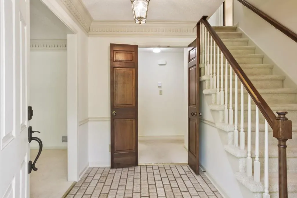 7609 Auden Trail, Sandy Springs, Georgia 30350, 5 Bedrooms Bedrooms, ,3 BathroomsBathrooms,Residential,Sold,7609 Auden Trail,6927441