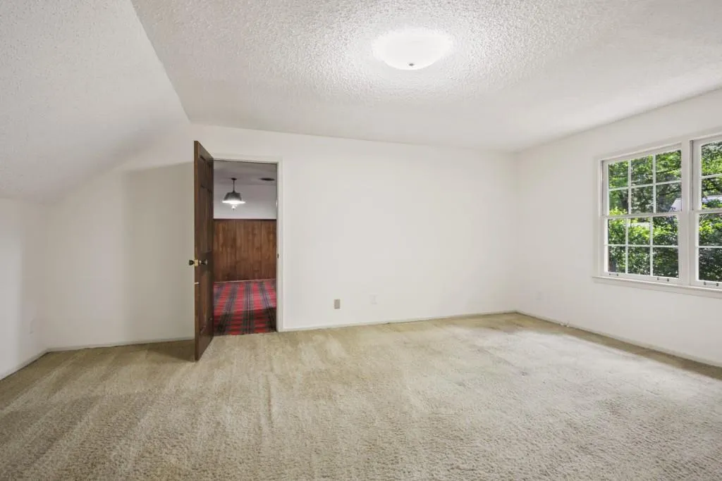 7609 Auden Trail, Sandy Springs, Georgia 30350, 5 Bedrooms Bedrooms, ,3 BathroomsBathrooms,Residential,Sold,7609 Auden Trail,6927441