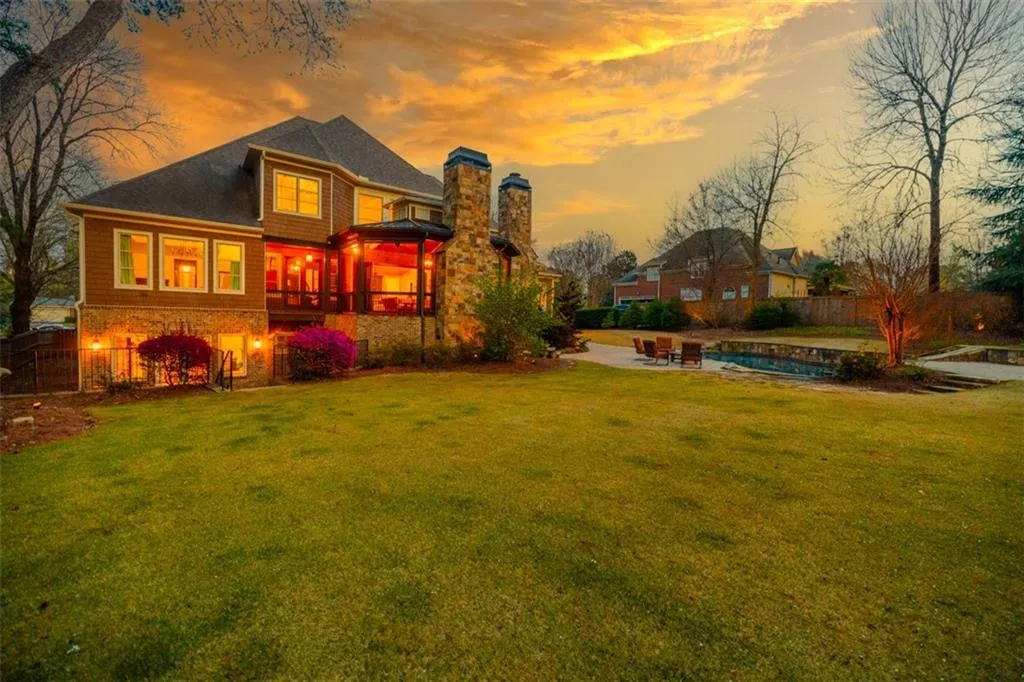 760 Glenairy Drive, Atlanta, Georgia 30328, 5 Bedrooms Bedrooms, ,5 BathroomsBathrooms,Residential,Sold,760 Glenairy Drive,7357624 760 Glenairy Drive, Atlanta, Georgia 30328, 5 Bedrooms Bedrooms, ,5 BathroomsBathrooms,Residential,Sold,760 Glenairy Drive,7357624