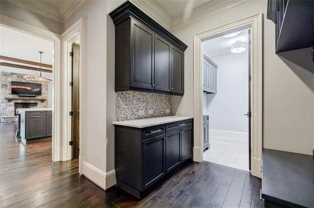 760 Glenairy Drive, Atlanta, Georgia 30328, 5 Bedrooms Bedrooms, ,5 BathroomsBathrooms,Residential,Sold,760 Glenairy Drive,7357624 760 Glenairy Drive, Atlanta, Georgia 30328, 5 Bedrooms Bedrooms, ,5 BathroomsBathrooms,Residential,Sold,760 Glenairy Drive,7357624