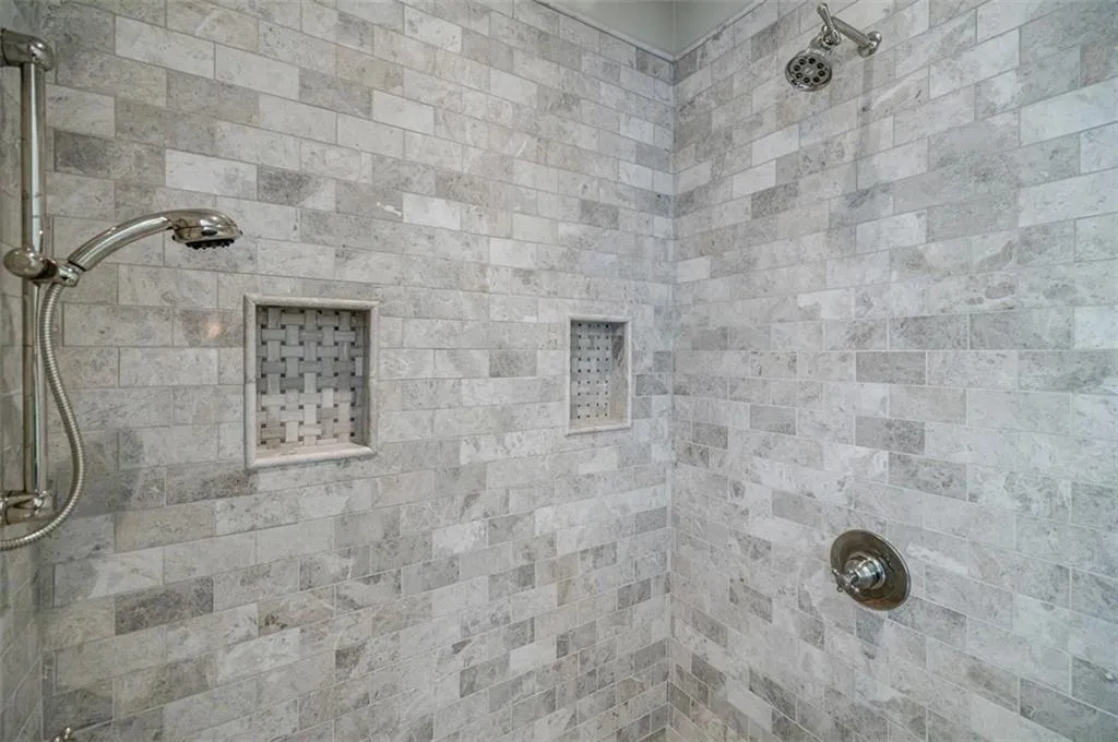 760 Glenairy Drive, Atlanta, Georgia 30328, 5 Bedrooms Bedrooms, ,5 BathroomsBathrooms,Residential,Sold,760 Glenairy Drive,7357624 760 Glenairy Drive, Atlanta, Georgia 30328, 5 Bedrooms Bedrooms, ,5 BathroomsBathrooms,Residential,Sold,760 Glenairy Drive,7357624