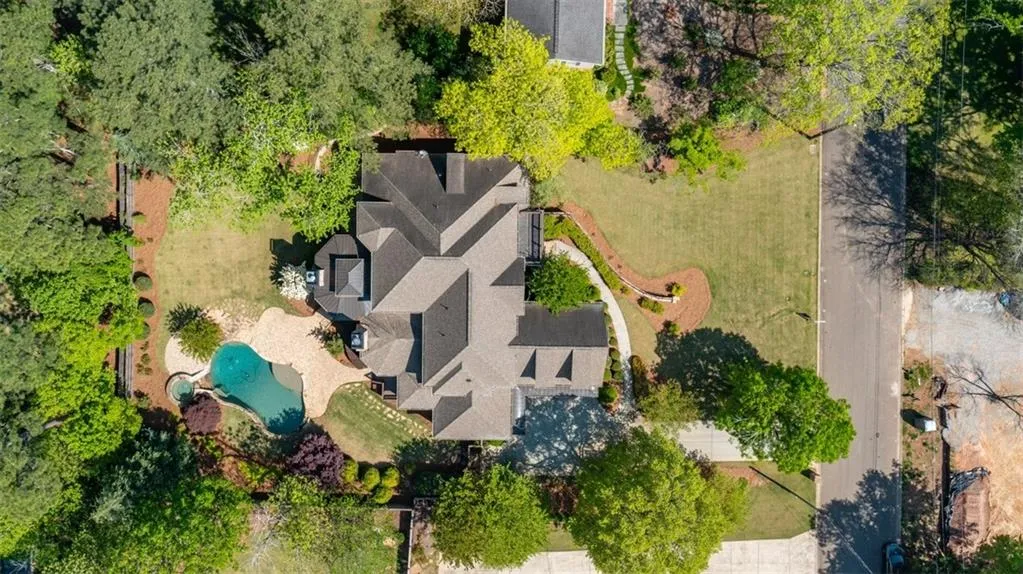 760 Glenairy Drive, Atlanta, Georgia 30328, 5 Bedrooms Bedrooms, ,5 BathroomsBathrooms,Residential,Sold,760 Glenairy Drive,7357624 760 Glenairy Drive, Atlanta, Georgia 30328, 5 Bedrooms Bedrooms, ,5 BathroomsBathrooms,Residential,Sold,760 Glenairy Drive,7357624