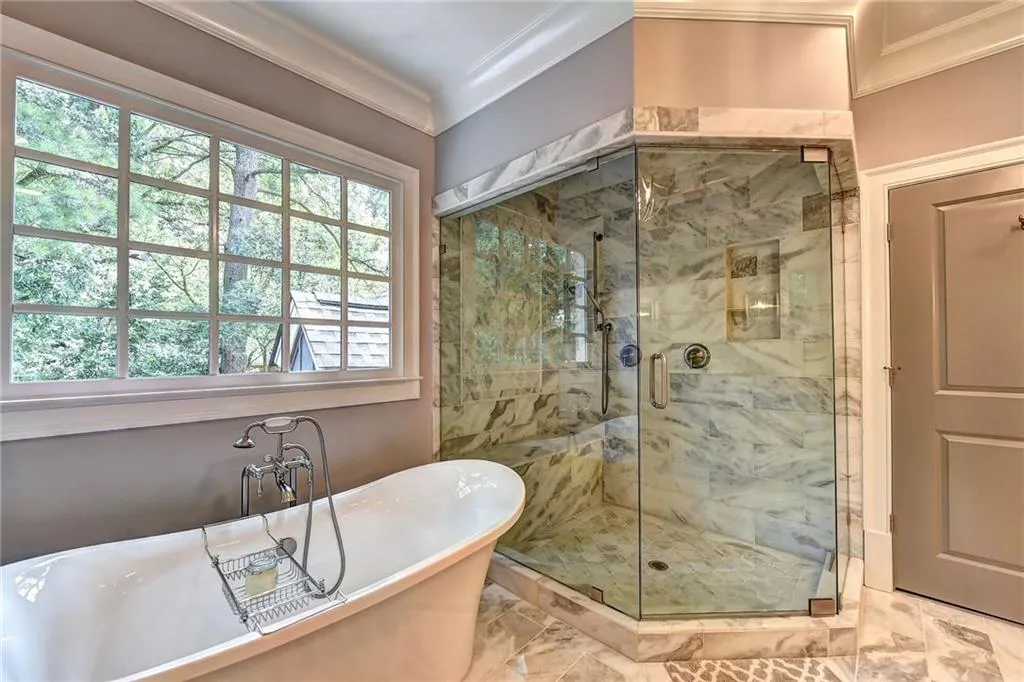 4605 Meadow Valley Drive, Atlanta, Georgia 30342, 5 Bedrooms Bedrooms, ,5 BathroomsBathrooms,Residential,Sold,4605 Meadow Valley Drive,6719807