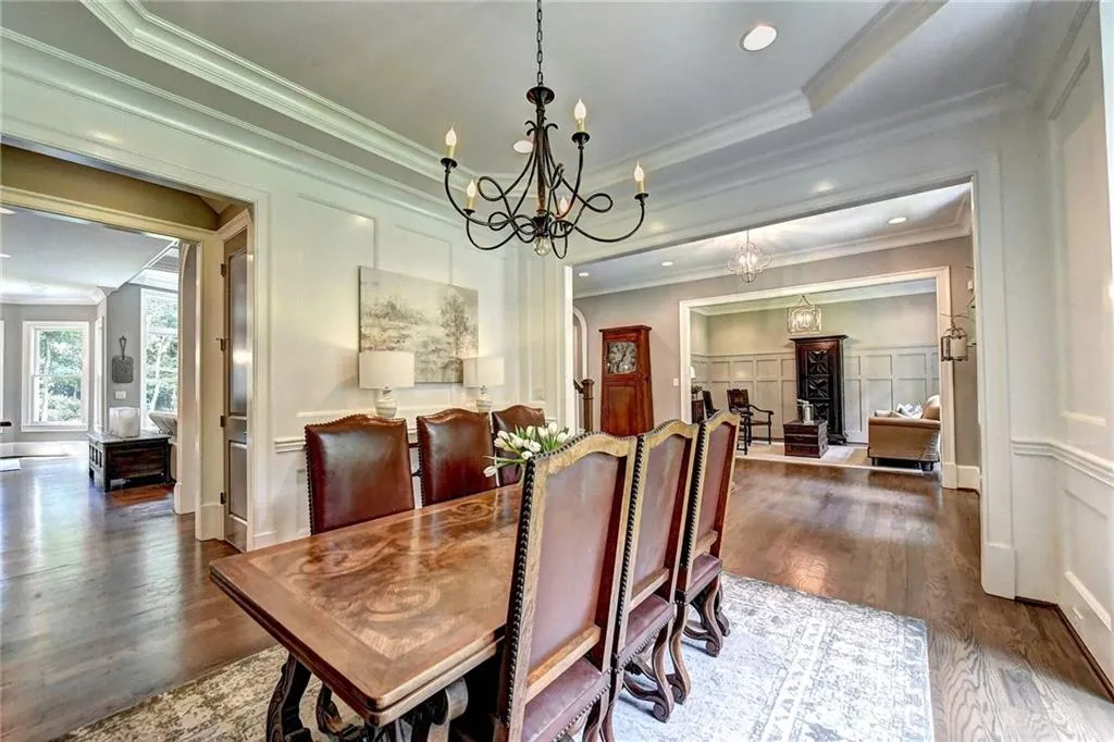 4605 Meadow Valley Drive, Atlanta, Georgia 30342, 5 Bedrooms Bedrooms, ,5 BathroomsBathrooms,Residential,Sold,4605 Meadow Valley Drive,6719807