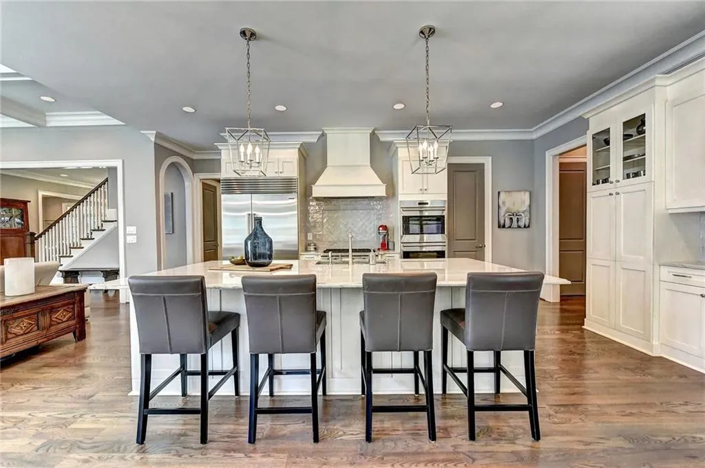 4605 Meadow Valley Drive, Atlanta, Georgia 30342, 5 Bedrooms Bedrooms, ,5 BathroomsBathrooms,Residential,Sold,4605 Meadow Valley Drive,6719807