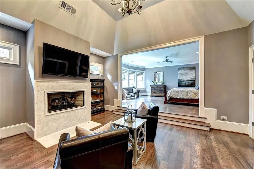 4605 Meadow Valley Drive, Atlanta, Georgia 30342, 5 Bedrooms Bedrooms, ,5 BathroomsBathrooms,Residential,Sold,4605 Meadow Valley Drive,6719807