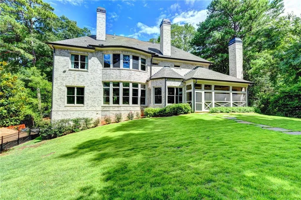 4605 Meadow Valley Drive, Atlanta, Georgia 30342, 5 Bedrooms Bedrooms, ,5 BathroomsBathrooms,Residential,Sold,4605 Meadow Valley Drive,6719807