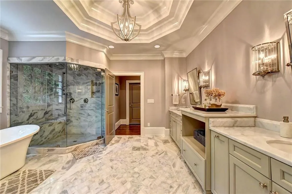 4605 Meadow Valley Drive, Atlanta, Georgia 30342, 5 Bedrooms Bedrooms, ,5 BathroomsBathrooms,Residential,Sold,4605 Meadow Valley Drive,6719807