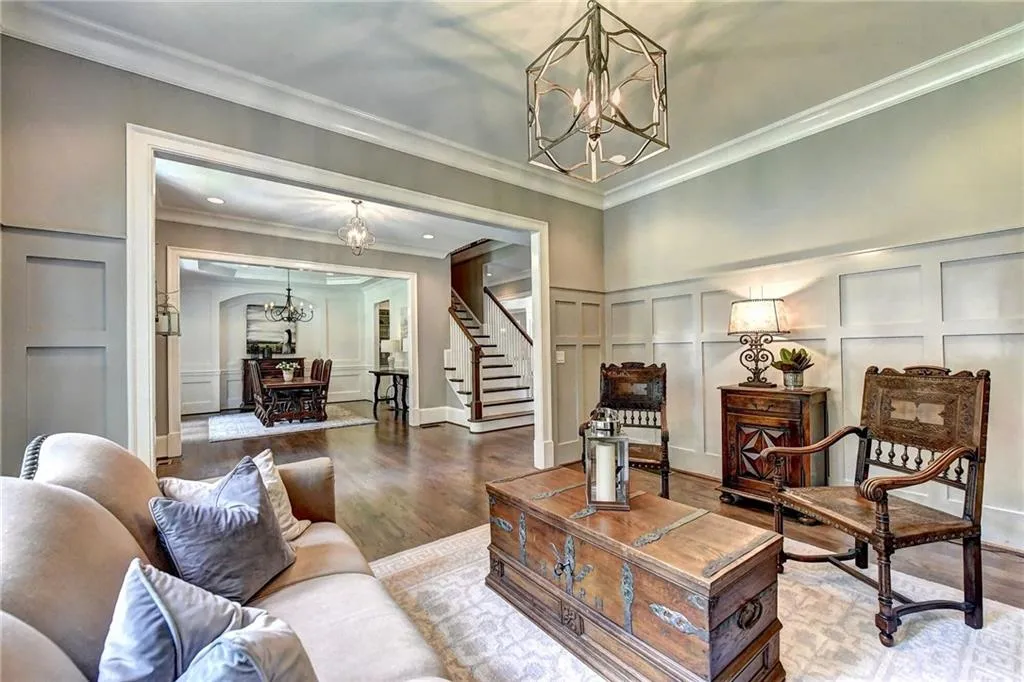 4605 Meadow Valley Drive, Atlanta, Georgia 30342, 5 Bedrooms Bedrooms, ,5 BathroomsBathrooms,Residential,Sold,4605 Meadow Valley Drive,6719807
