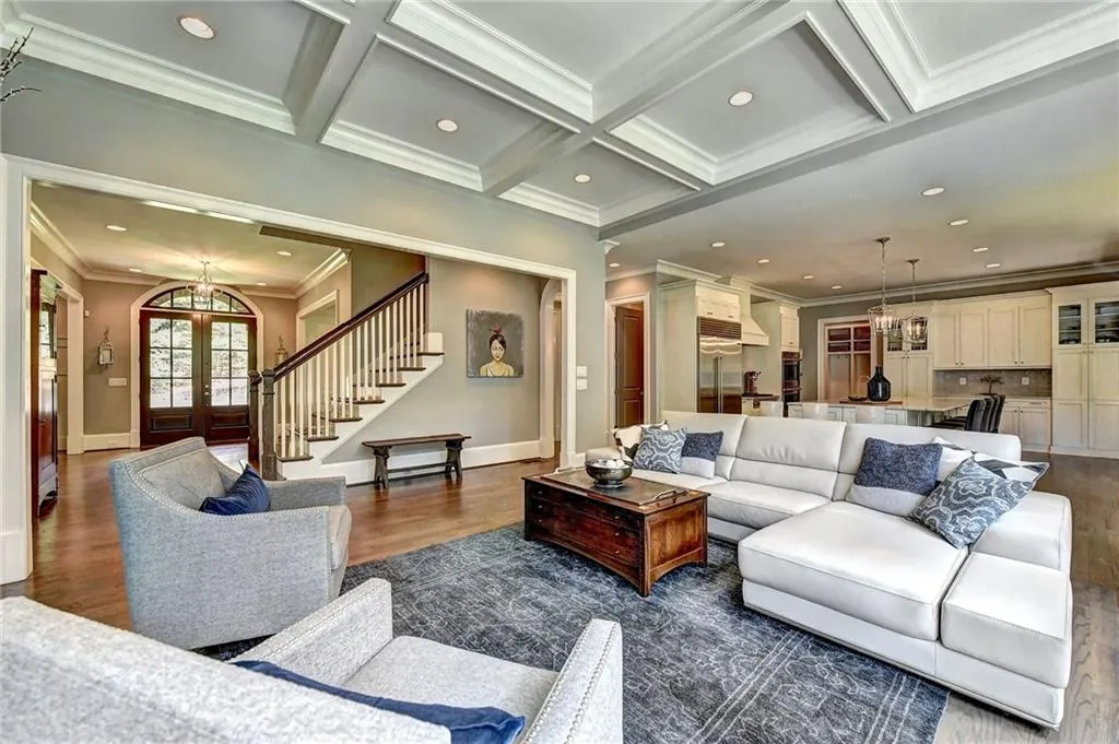 4605 Meadow Valley Drive, Atlanta, Georgia 30342, 5 Bedrooms Bedrooms, ,5 BathroomsBathrooms,Residential,Sold,4605 Meadow Valley Drive,6719807